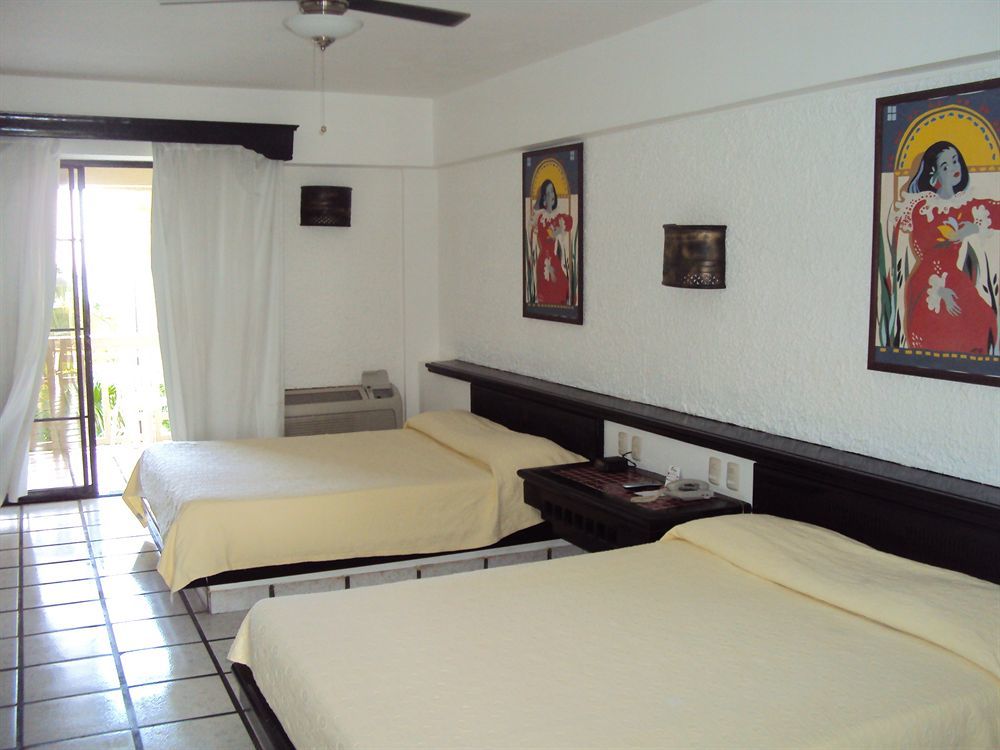 Coral Costa Caribe Beach Resort Хуан Долио Екстериор снимка