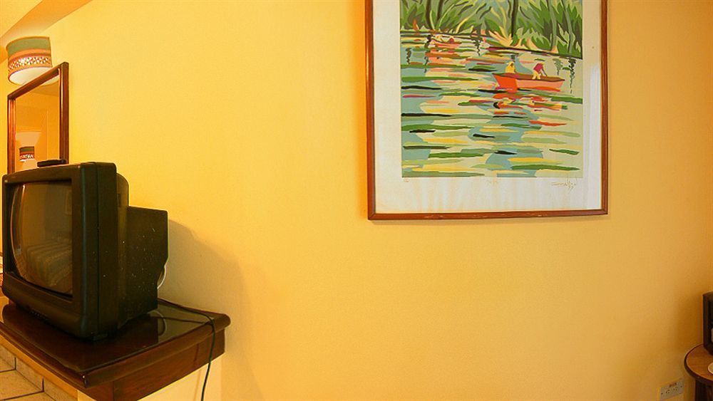 Coral Costa Caribe Beach Resort Хуан Долио Екстериор снимка