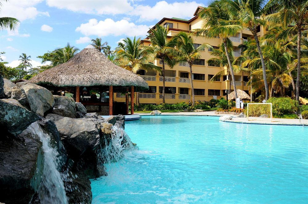 Coral Costa Caribe Beach Resort Хуан Долио Екстериор снимка