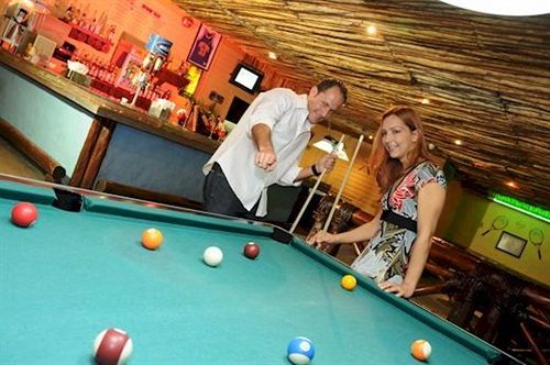 Coral Costa Caribe Beach Resort Хуан Долио Екстериор снимка